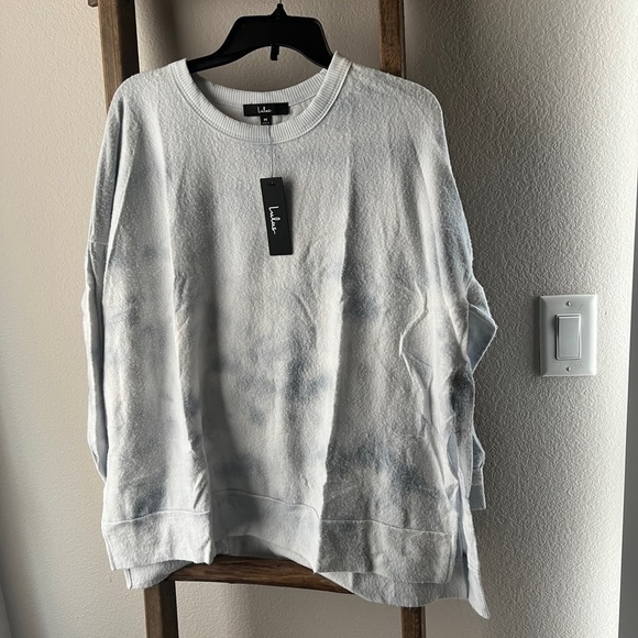 NWT- Lulu‘s - Choosing Chill Blue Tie-Dye Fleece Knit Pullover Sweatshirt - Picture 4 of 15
